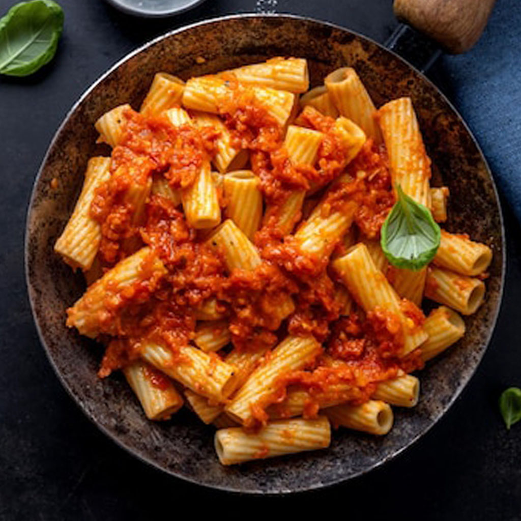 Acı Soslu Penne Makarna